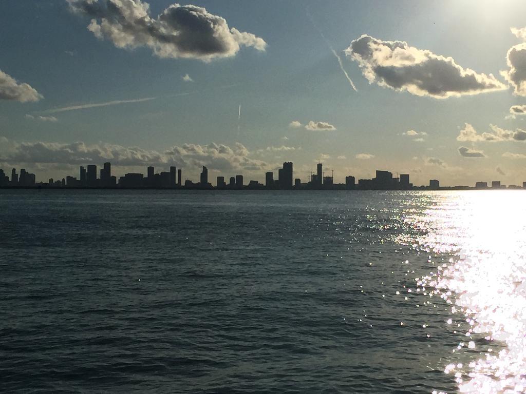 Sun Sand And Love - 1 Bed, 2 Bath Condo Miami Beach Exterior photo